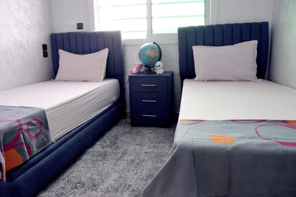 Appartement Azurite - Traditionnel & Spacieux Fez Bagian luar foto