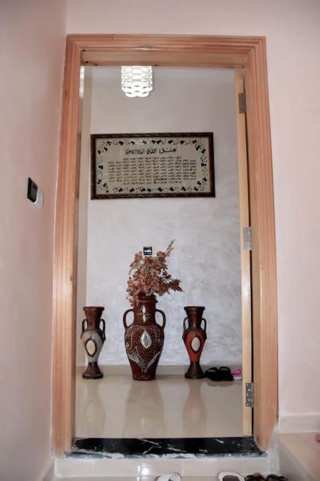 Appartement Azurite - Traditionnel & Spacieux Fez Bagian luar foto